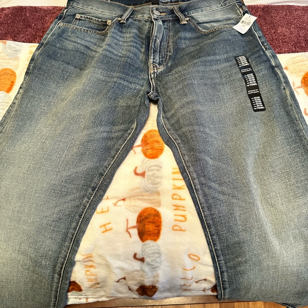 GAP Men's Faded Blue Straight Jeans